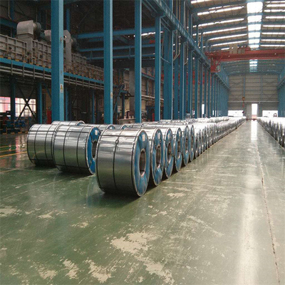 la anchura Dc53D Z180 de 1240m m galvanizó las bobinas de acero de las bobinas del SUS 8m m del soldado enrollado en el ejército de acero del grueso
