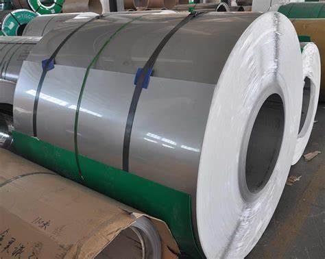 La bobina de acero inoxidable laminada en caliente ASTM 4m m SS de la anchura del estruendo 410 1000m m cubre VAGOS de la bobina