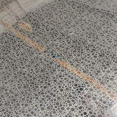 De acero inoxidable perforada platea 304 estándar de dibujo del tamaño ASTM del grueso 1219*2438 milímetro del arreglo para requisitos particulares 0.6m m del cad