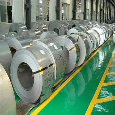 Las bandas de bobinas de acero inoxidable chinas ASTM 304/304L ancho personalizado 0,8 mm 0,9 mm espesor bobinas SS laminadas en frío