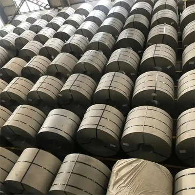 SUS304L bobinas de acero inoxidable 2B bobinas de decoración pulidas 0,6 mm espesor 1129 mm anchura Certificado JIS disponible