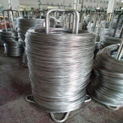 20000 toneladas/mes Capacidad de fusión bobina de alambre de acero inoxidable para componentes de acero de encabezado en frío