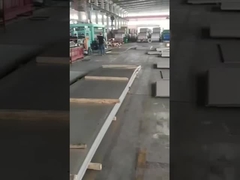 Inspeccionar el sitio de producción de acero inoxidable